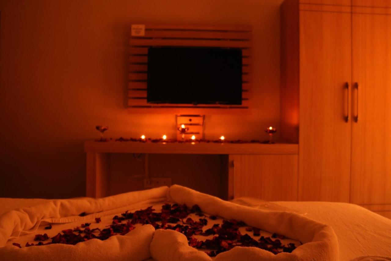 Agva Rex Otel Buitenkant foto
